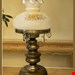  چراغ تزئینی رومیزی کلاسیک کد TB-3003نمای روبرو دکور شده